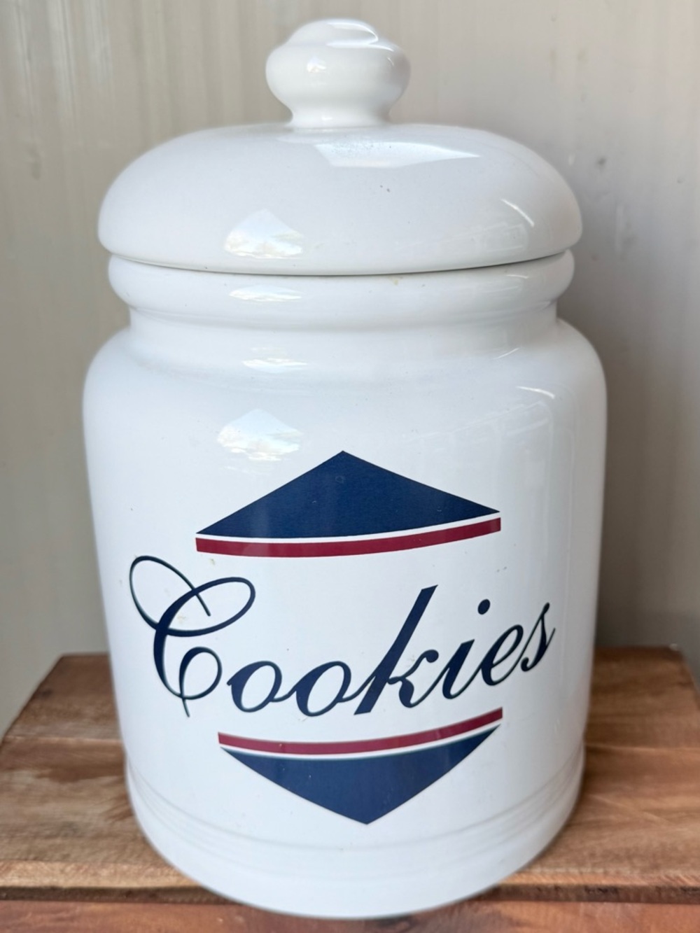 Vintage Crown Stoneware COOKIE JAR White 7½"H